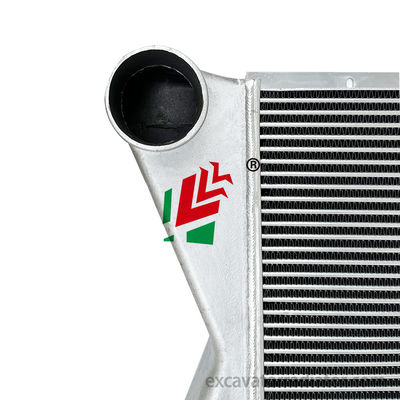 YT 6100-CR4 الحافلة المبردة الألومنيوم سيارات الركاب نظام التبريد المبرد للسيارات الحافلة وقطع غيار السيارات نظام التبريد المقاوم