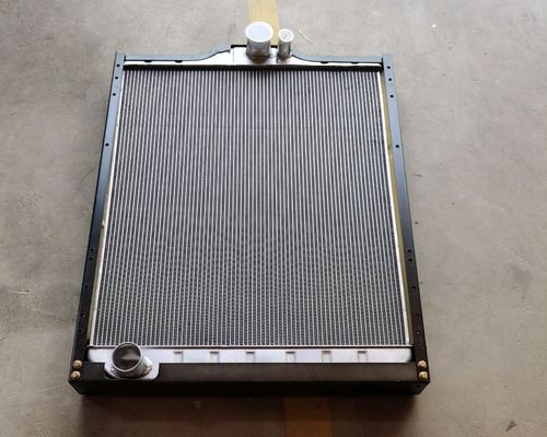 780 * 902mm FV517 Mitsubishi Forklift Radiator Tank Assembly