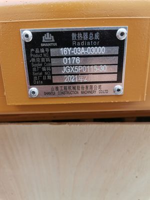 16y-03a-030001 SD16 مشعاع مياه بلدوزر